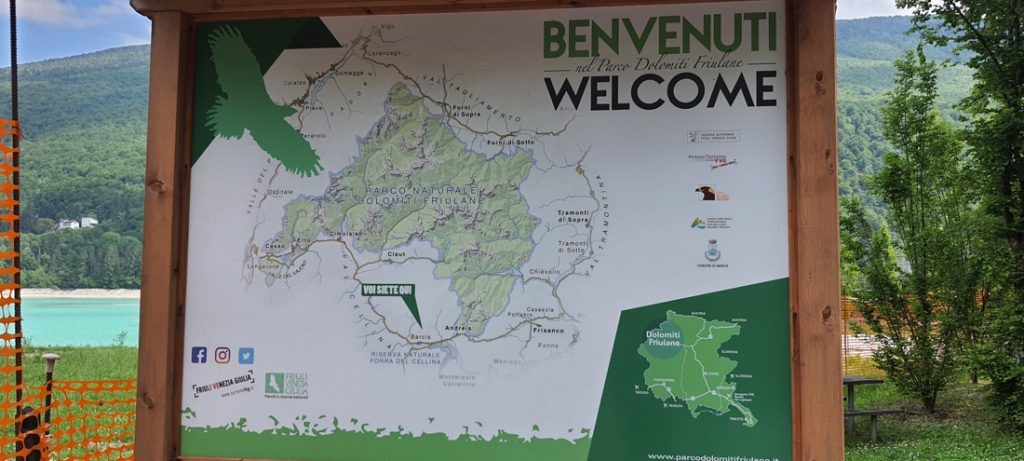 Cartellone informativo al lago di Barcis