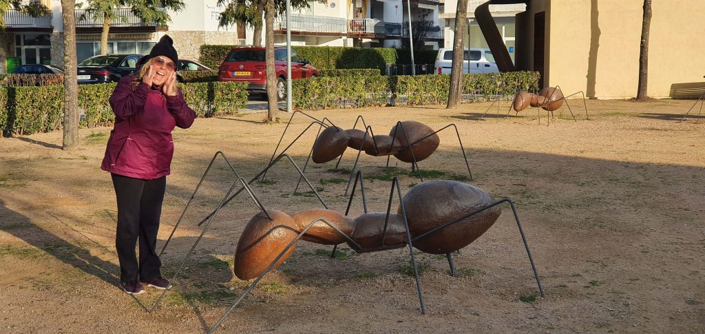 Monumento di formiche giganti a Platja d'Aro