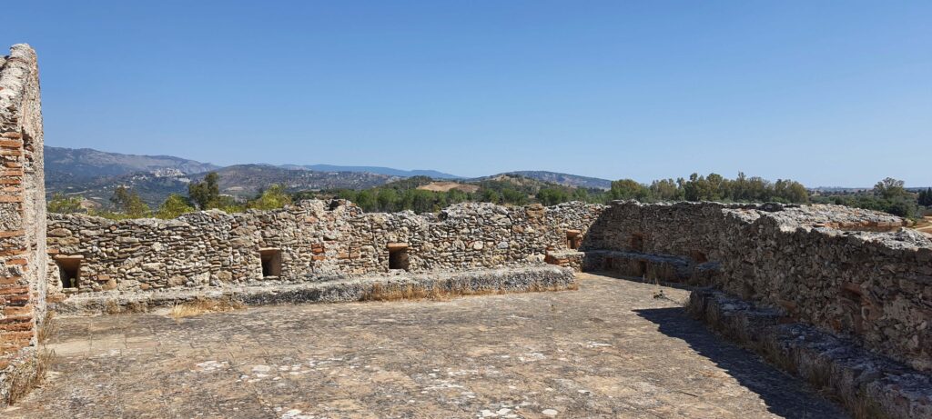 Terrazza del castello di San Fili
