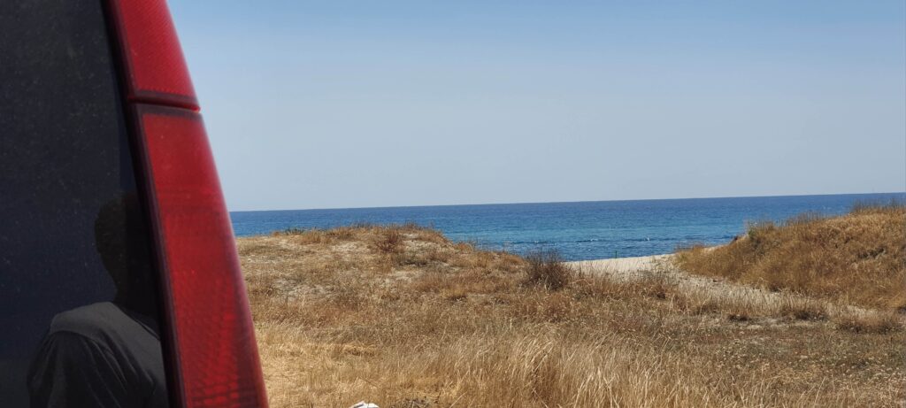 Vista sul mare dal van a Ardore Marina