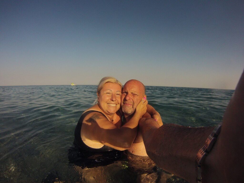 Io e Max in acqua a Ardore Marina