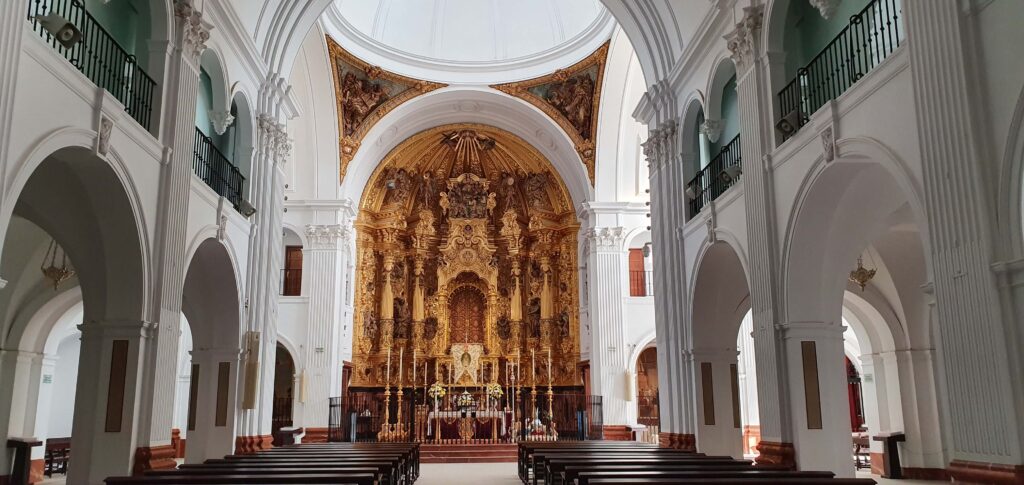 Altare della Verdine all'interno del Santuario de Nuestra Señora del Rocío, in Spagna