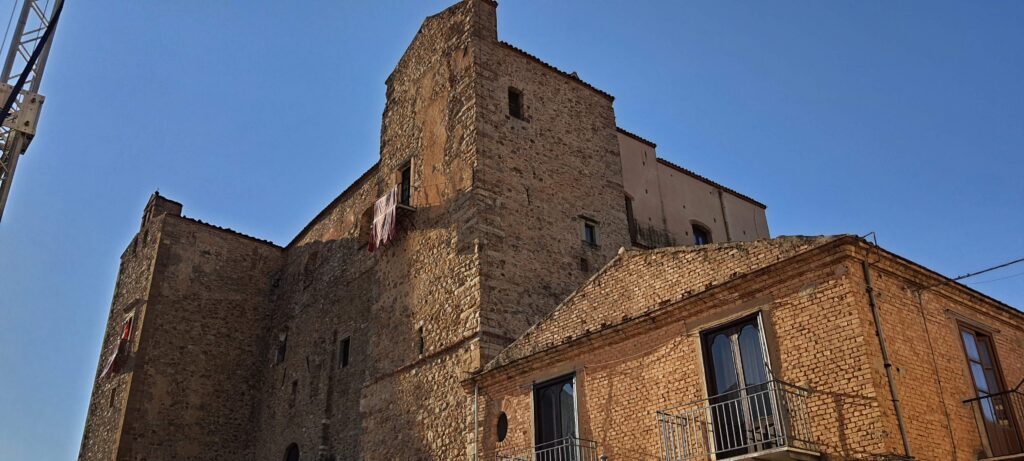 Una torre del Castello dei Ventimiglia di Castelbuono, in Sicilia.