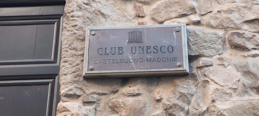 Scorcio del borgo medievale di Castelbuono