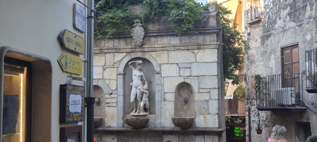 Scorcio del borgo medievale di Castelbuono