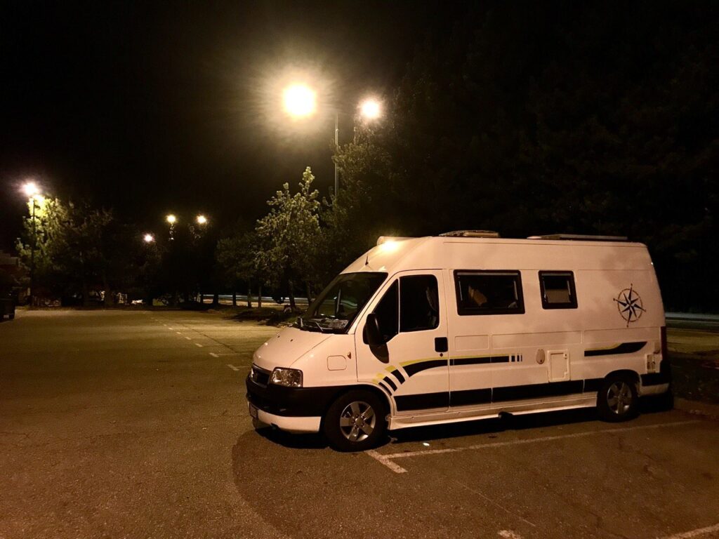 Mulon parcheggiato a Briançon, in Francia