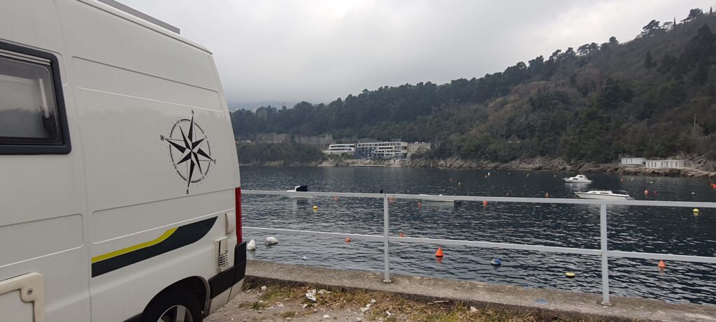 Vista dal parcheggio a Preluk