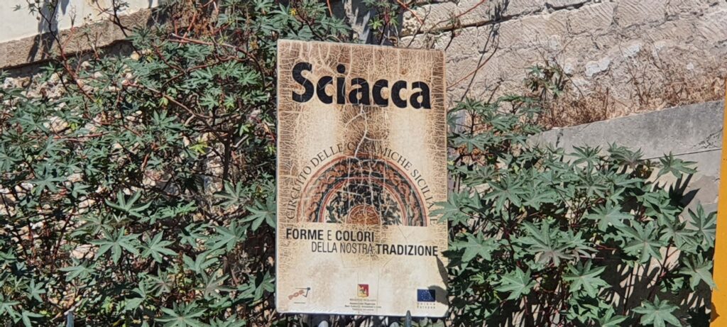 Cartello informativo di Sciacca