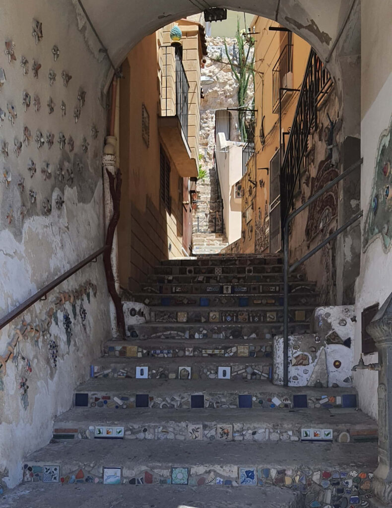 Una scalinata molto particolare a Sciacca