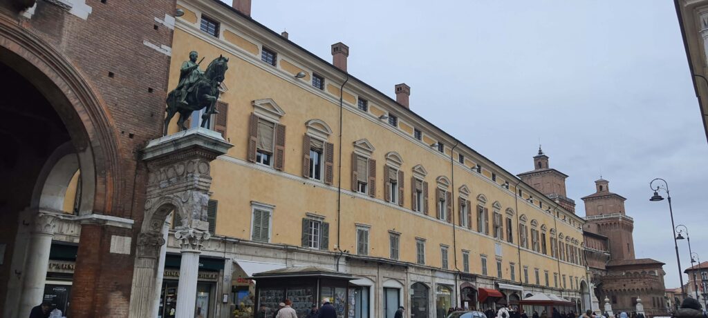 Scorcio di Piazza Trento e Trieste