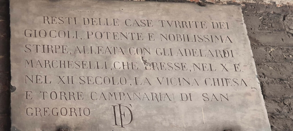 Targa affissa nel vicolo del Granchio